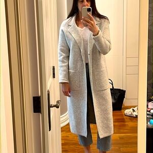 Lyla + Luxe sweater/coat